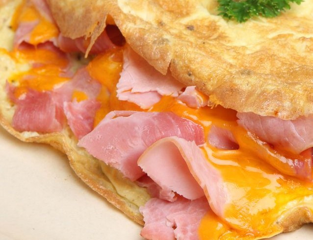 Ham, Cheese & Mushroom Omelette / املت ژامبون لوتینو به همراه قارچ و پنیر